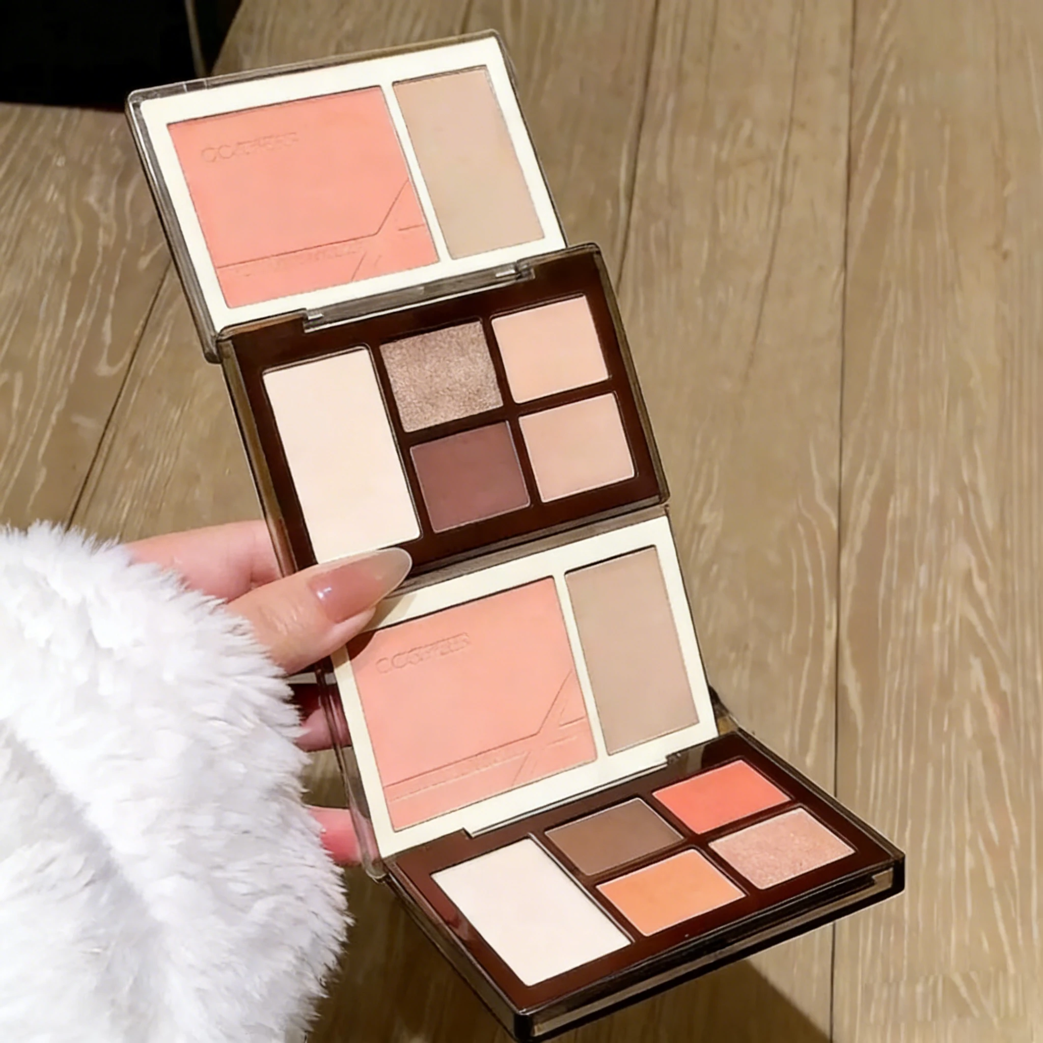 Foldable Including Book Style Eyeshadow Palettes