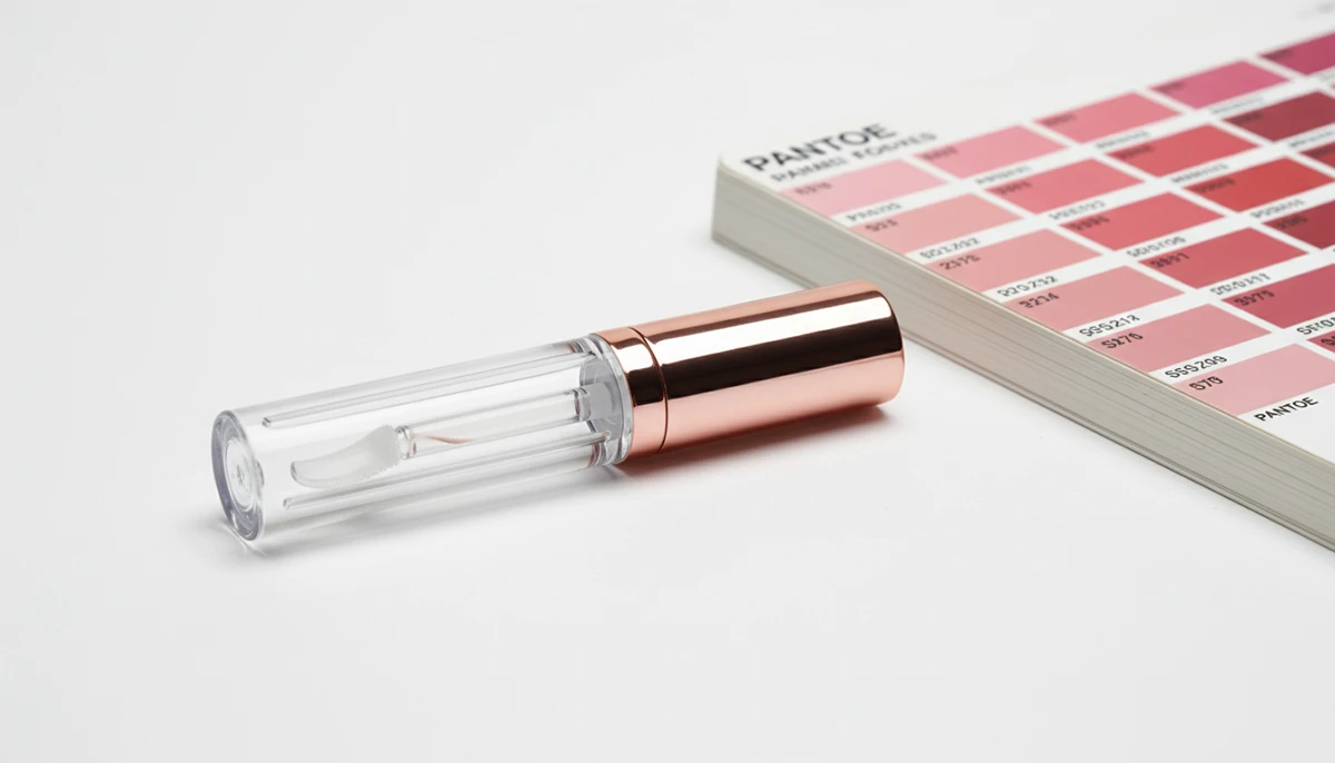 How to Avoid Color Difference in Lip Gloss Tube Packaging: Standards, Causes, and Solutions